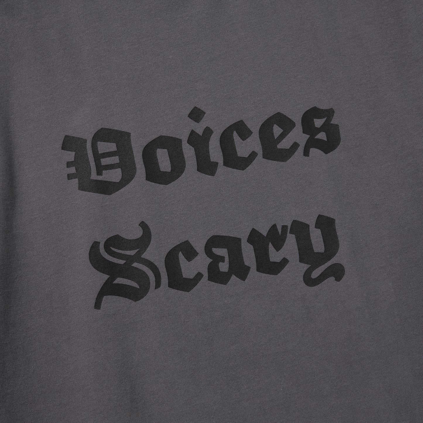 S/S PRINT TEE (VOICES SCARY)